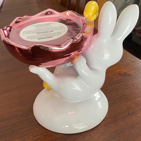 Bath & Body Works Hot Cocoa & Cream Candle with Bunny Holder - Picture 5 of 6